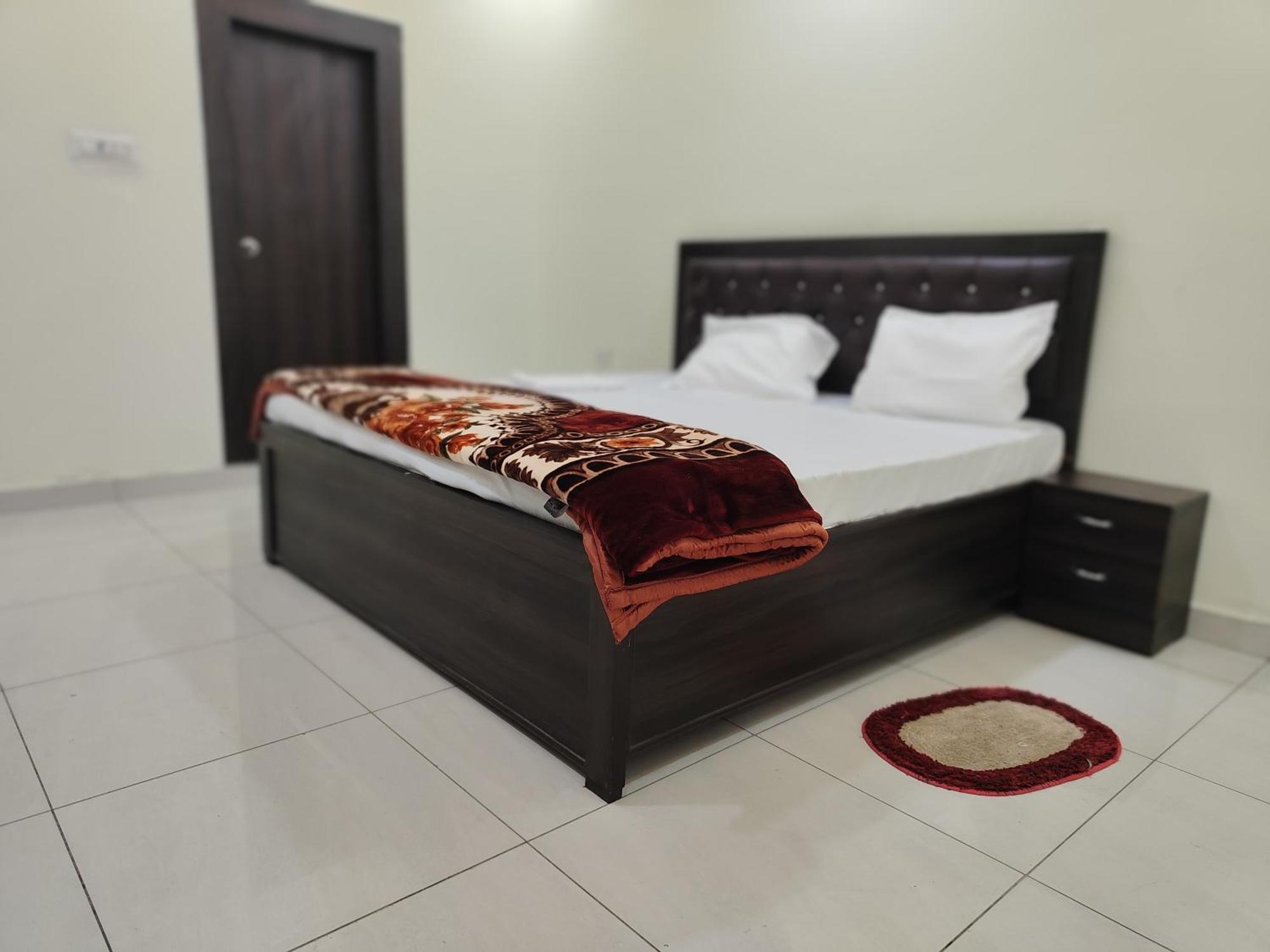 Hotel Dev International Khalilabad Exteriér fotografie